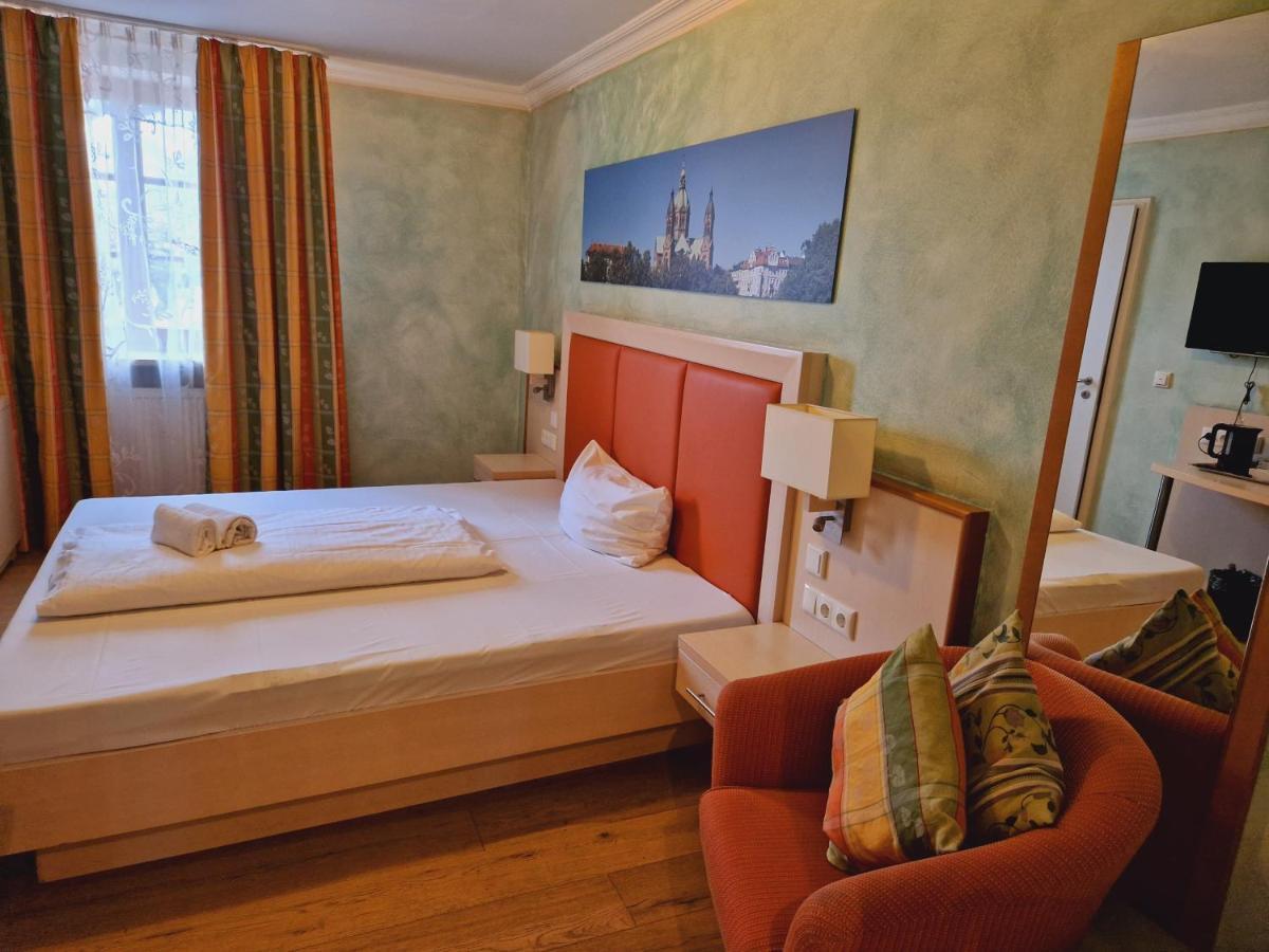 Landgasthof Deutsche Eiche 3* München
